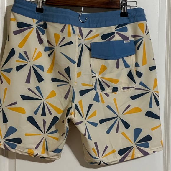 Originals, size medium - Picture 3 of 7